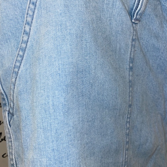 Straight-leg crop jean in indigo cove wash - Picture 8 of 9